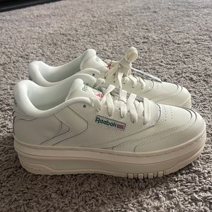 Reebok club c extra
